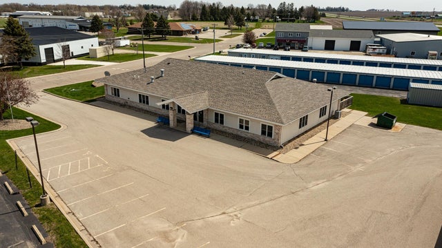 202 5th Street Se, Kasson