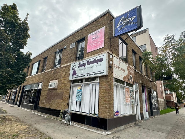 568 Snelling Avenue N, St Paul