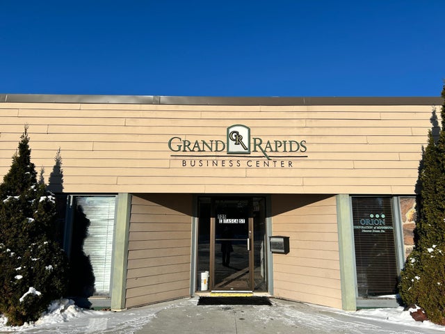 525 Itasca Street, Grand Rapids