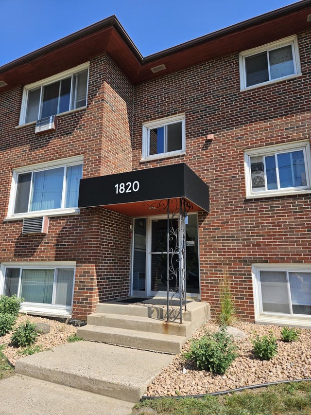 1820 Bromley Street, South St Paul