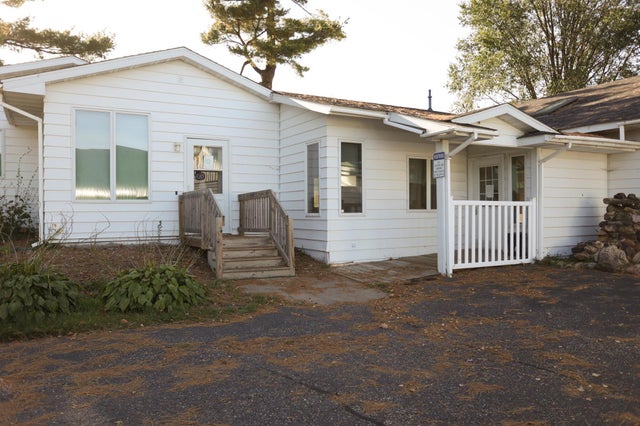 W10356 State Road 29, River Falls