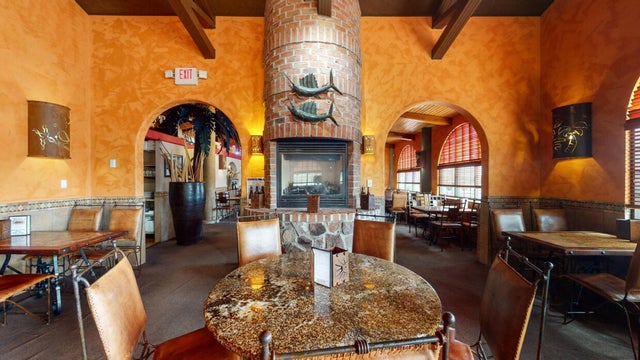 4207 Oakwood Hills Parkway, Eau Claire