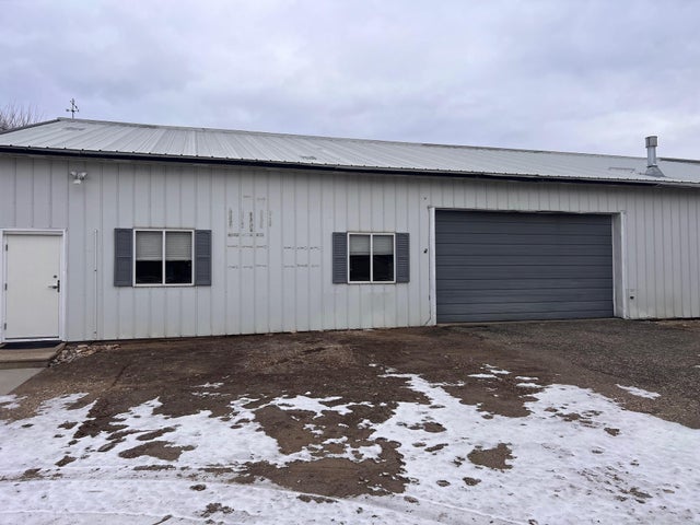 210 County Road 1 E, Dundas