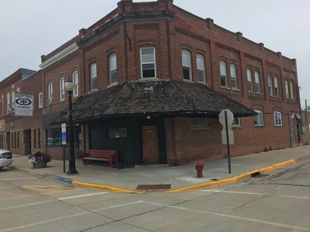 145 S Broadway Street, Spring Valley