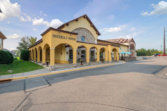 981 Sibley Memorial Highway, Lilydale