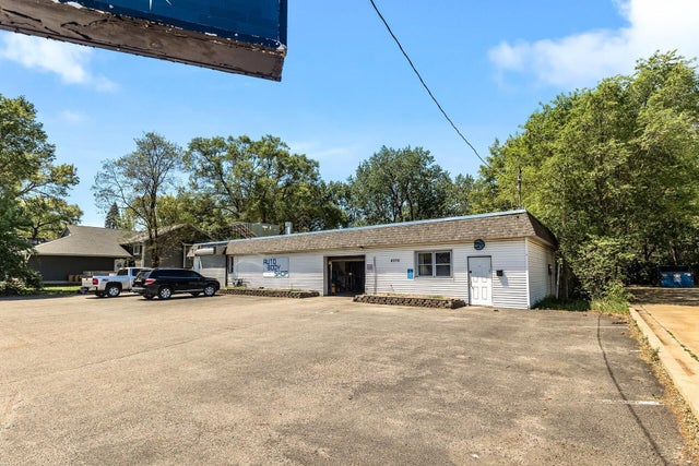 8370 Pierce Street Ne, Spring Lake Park