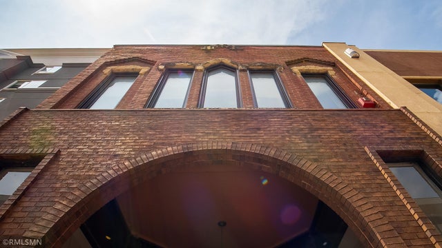 211 Broadway Avenue S, Rochester