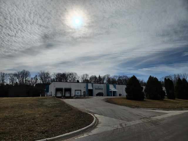 1033 Faribault Road, Faribault