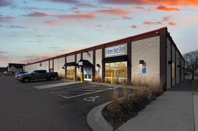 22 4th Street Nw, Osseo