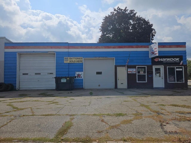 206 Hiawatha Drive E, Wabasha