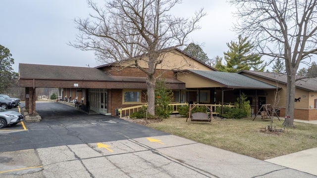 525 Main Avenue N, Harmony