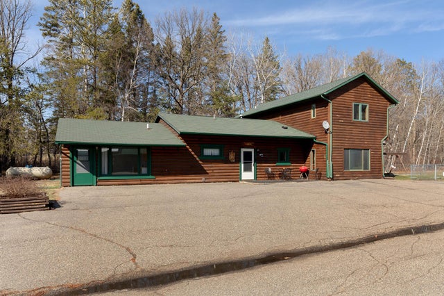 6686 State 371 Nw, Walker