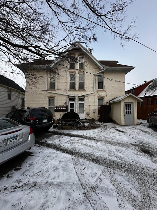 321 Warren Street, Mankato