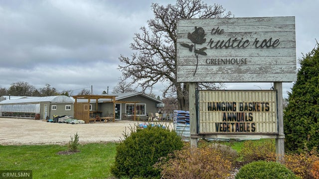 720 N Broadway Street, Spring Valley