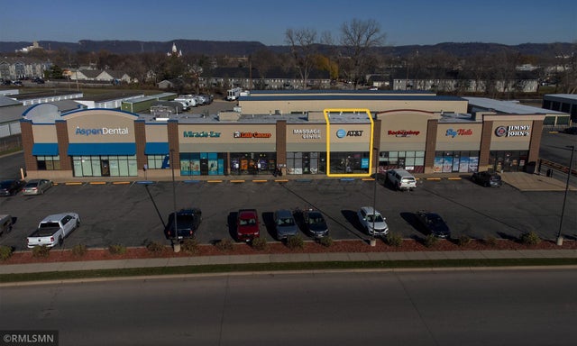 940 Frontenac Drive, Winona