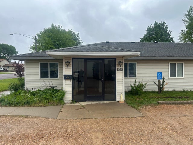 2020 9th Street E, Glencoe