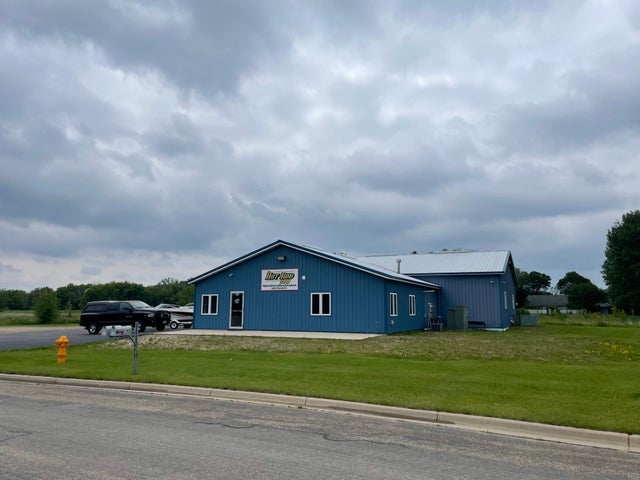 602 3rd Avenue E, Osakis