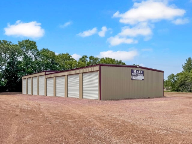 351 S 4th Street, Tracy