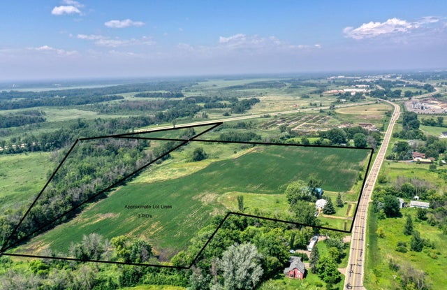 8225 20th Avenue, Lino Lakes