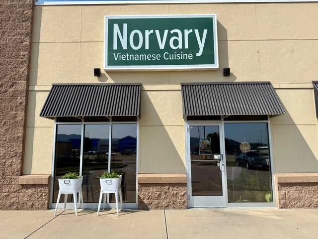 1035 Frontenac Drive 1, Winona