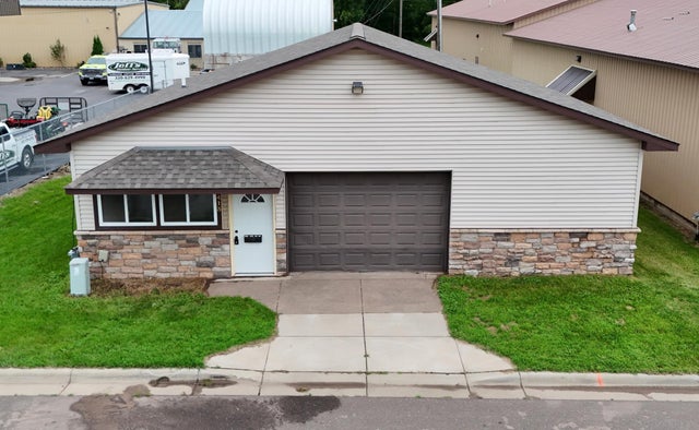 413 2nd Street Se, Pine City