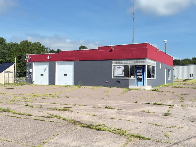 301 Traffic Avenue N, Frederic