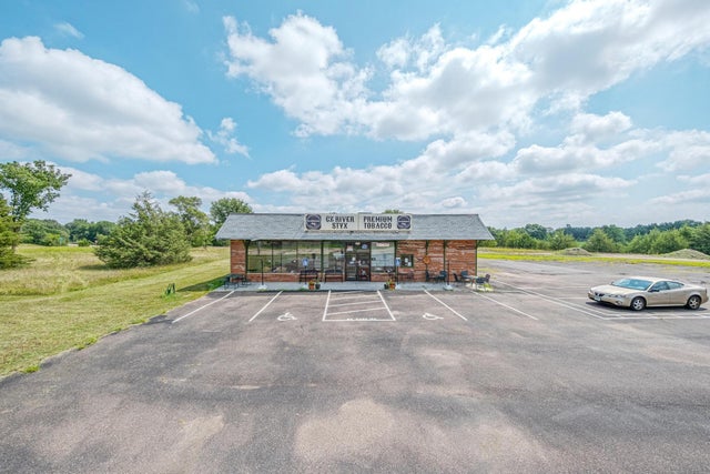 15825 7th Avenue Nw, Andover