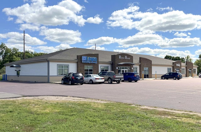 599 2nd Avenue N, Windom