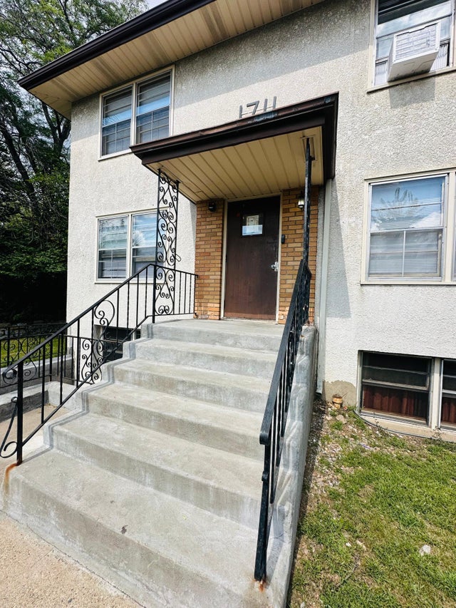 1711 7th Street E, St Paul