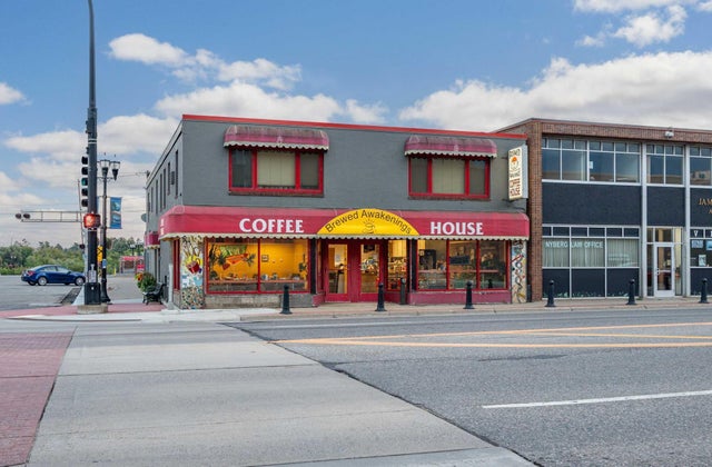 24 Ne 4th Street, Grand Rapids