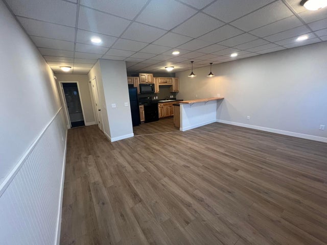 409 Elm Ave, Waverly