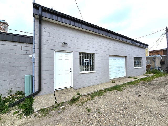 204 1/2 W Lincoln Avenue, Fergus Falls