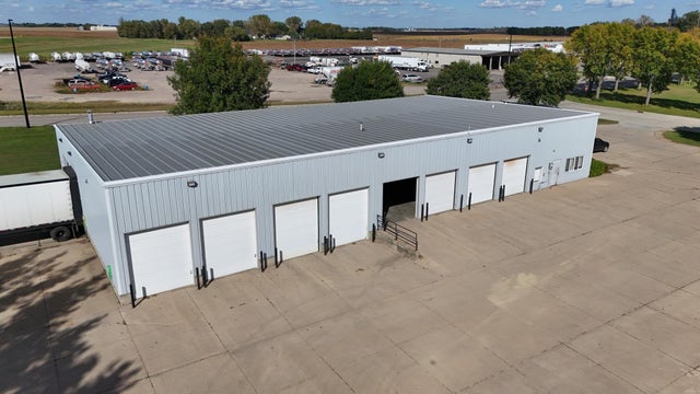 1611 Halbur Road, Marshall