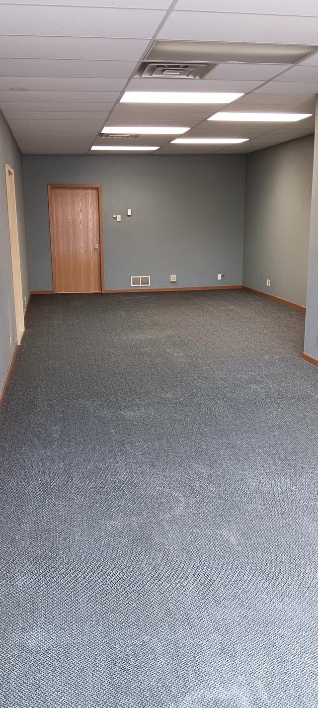 318 N 1st Street Suite 1, Montevideo