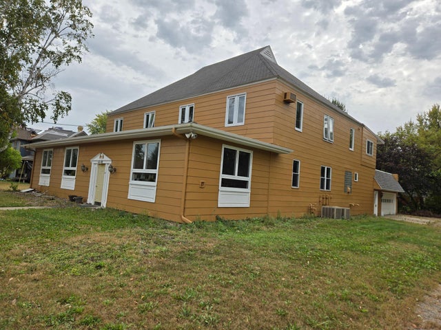 530 W Broadway Street, Monticello