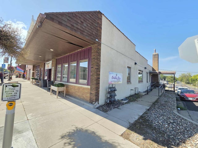 224 S Main Street, Zumbrota