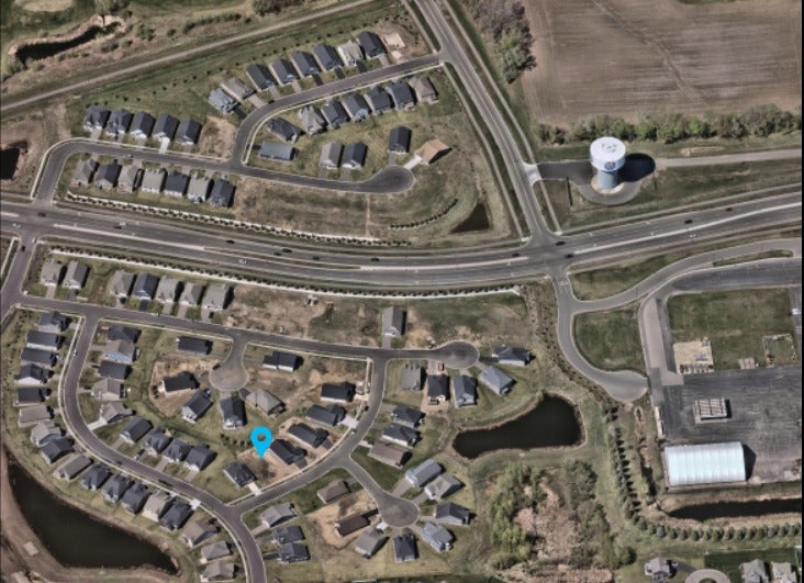 17987 Grantham Lane, Lakeville