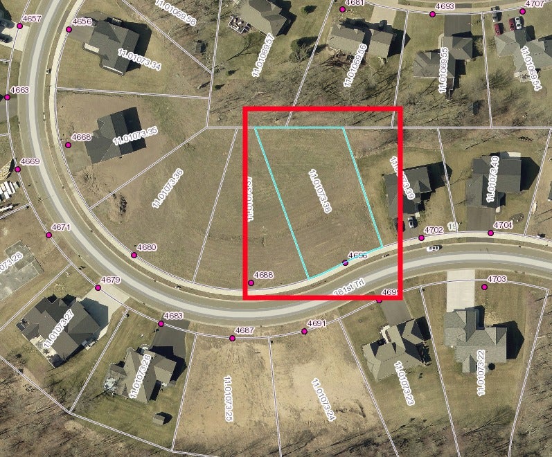 4696 381st Trail, North Branch