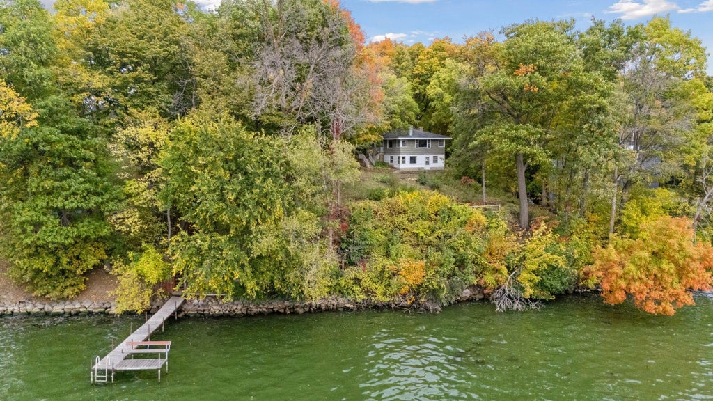 1555 Orchard Beach Place, Orono