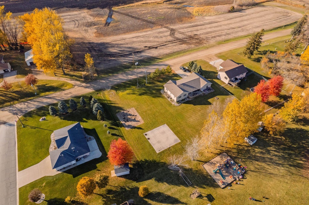 505 W 8th Avenue, Osakis