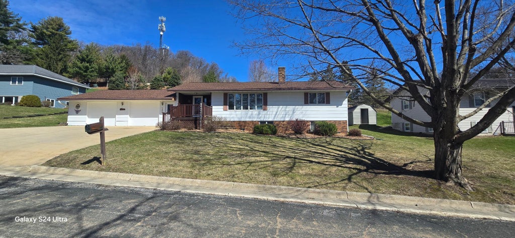 1003 Sunset Road Nw, Preston