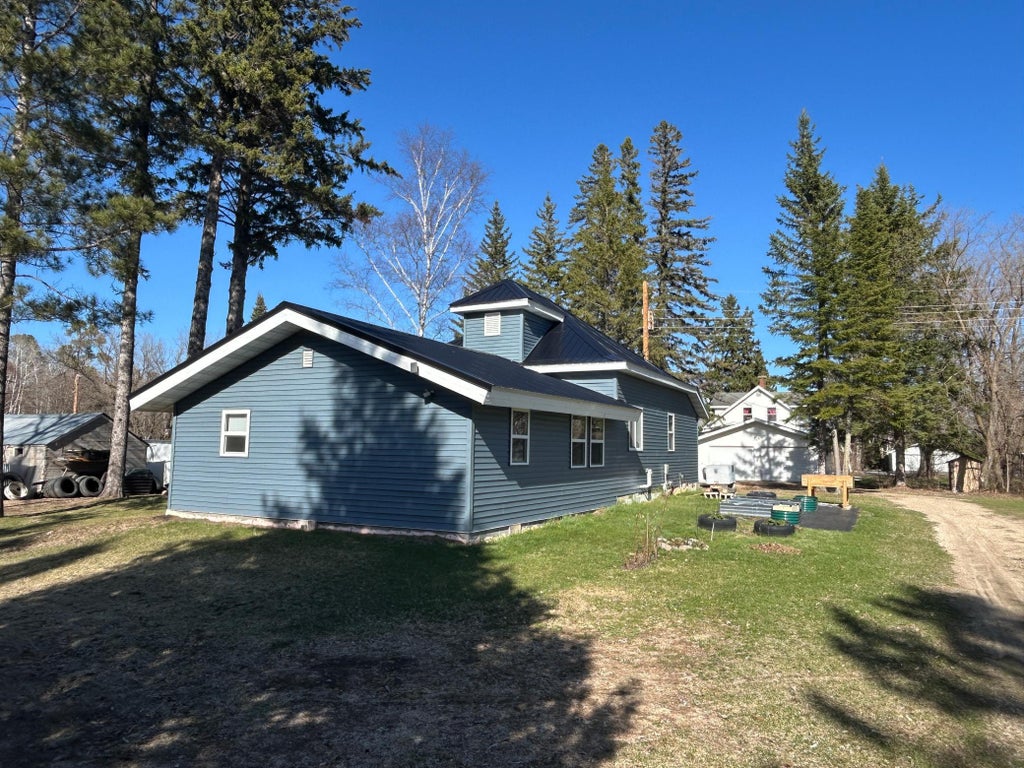 470 Chilgren Avenue, Williams