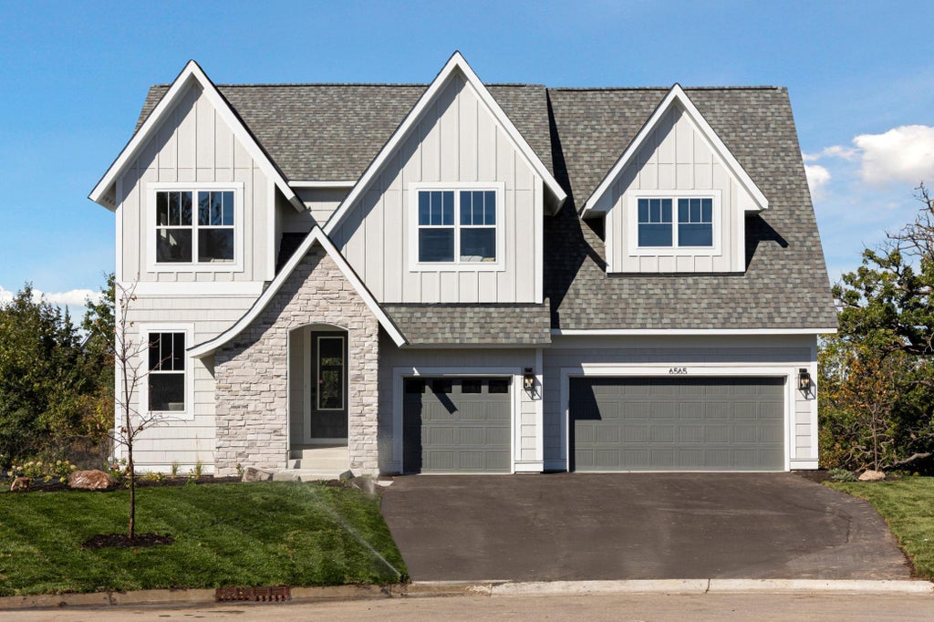 6565 Timber Arch Drive, Chaska