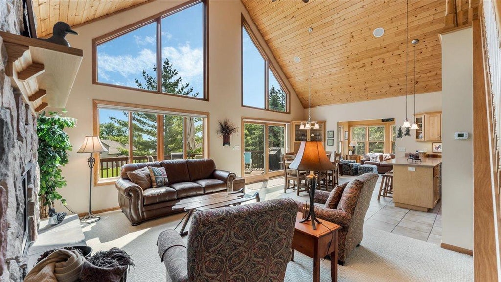 4132 Omaha Lane Nw, Alexandria