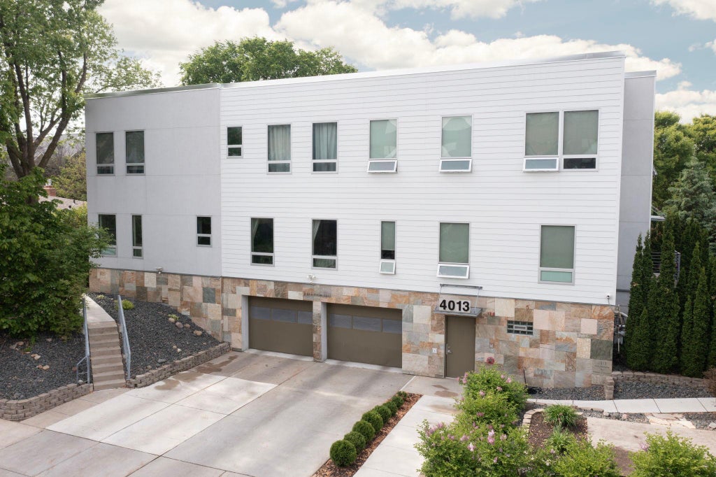 4013 W 31st Street 102, Saint Louis Park