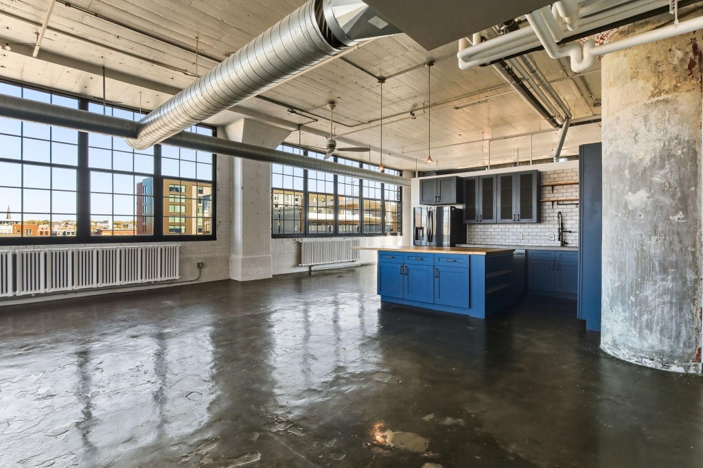 500 Robert Street N 401, Saint Paul