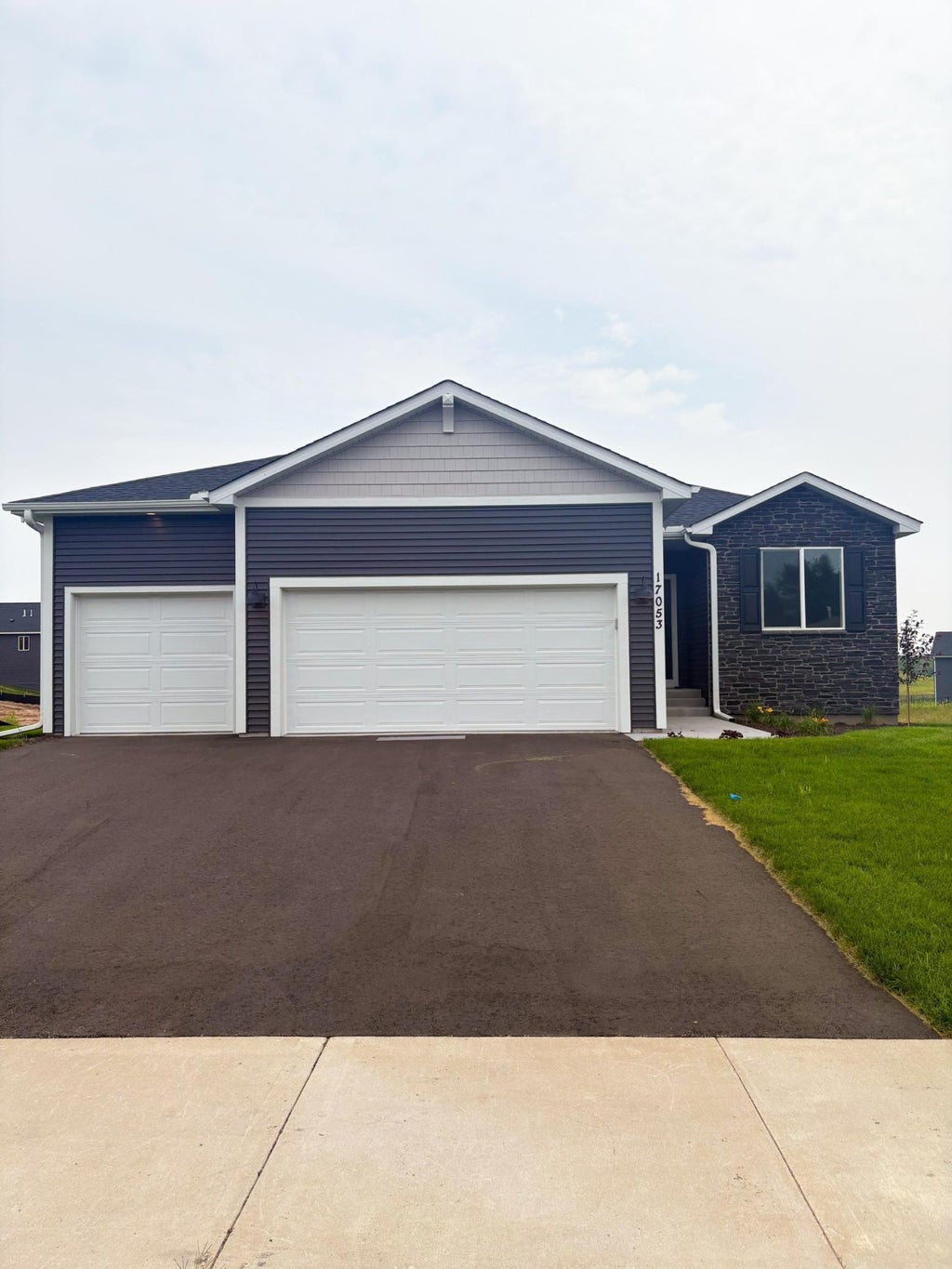 17053 Uranimite Street Nw, Anoka