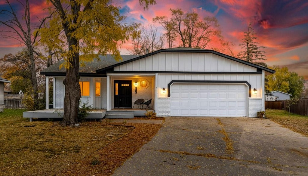 10419 Goldenrod Street Nw, Coon Rapids