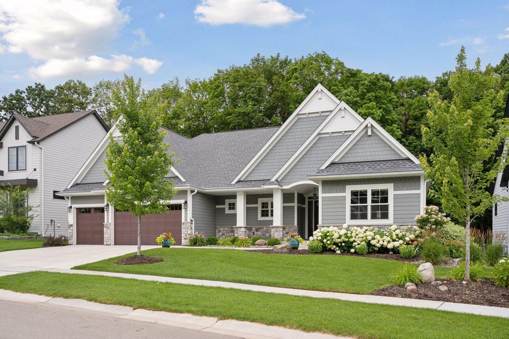 6413 Archer Lane N, Maple Grove