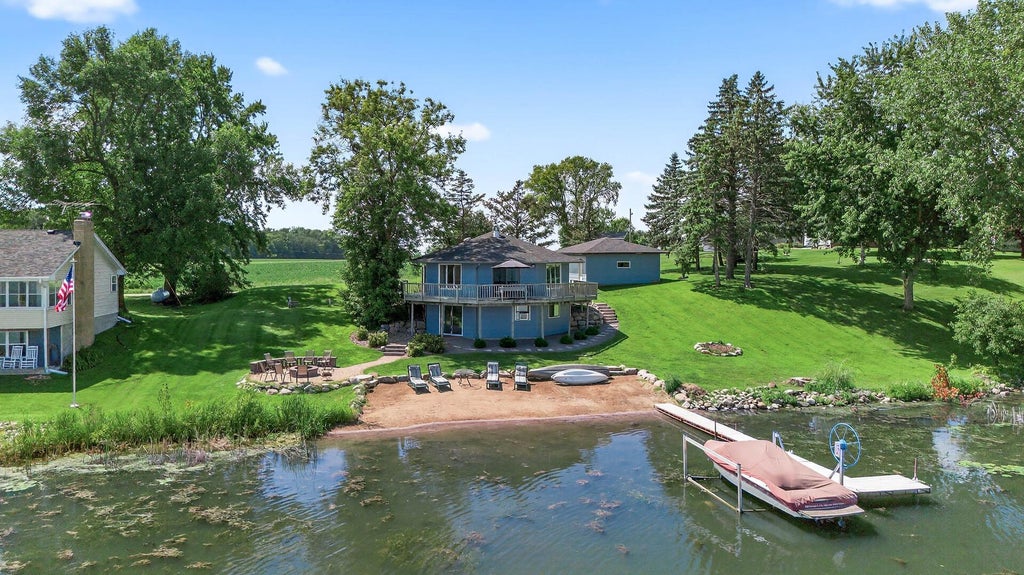 1794 Lawrence Circle Nw, Annandale